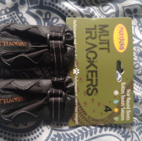 Size 4 & size 5 mutt trackers dog boots - Picture 3 of 3